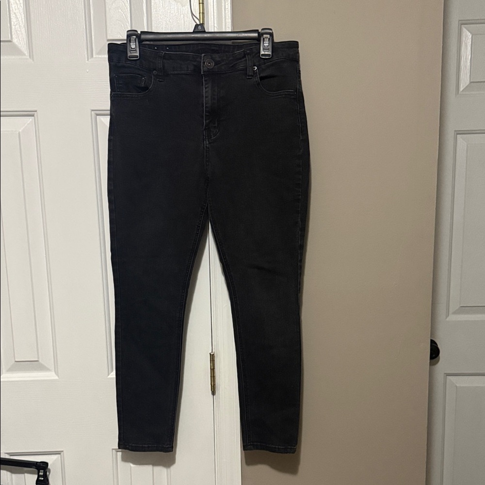Rue21 Charcoal High Rise 14 Short Women Jegging